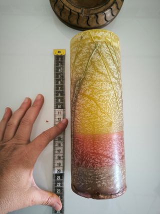 Castiçal de madeira e vela vintage