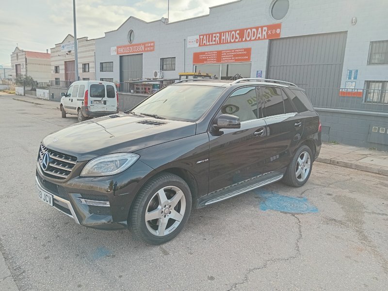 Mercedes-Benz  ML 350 Bluetec - foto 1