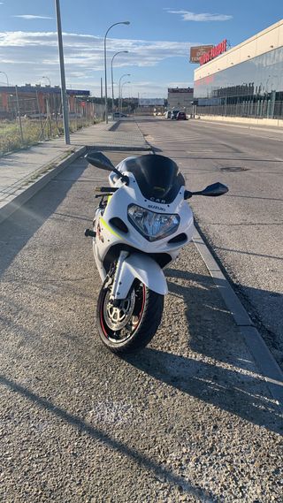 Suzuki gsxr 600 k2 leer bien anuncio