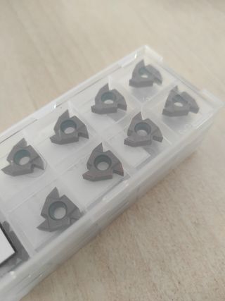 Placas de roscar 16ER AG55