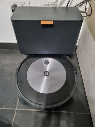 Roomba J7+