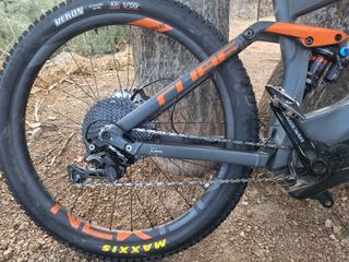 CUBE MTB ELECTRICA STEREO 140