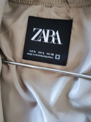 Cazadora Zara