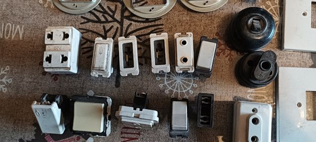 Mecanismos Plastimetal y varios