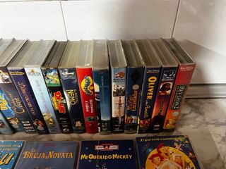 Lote 41 vhs dibujos