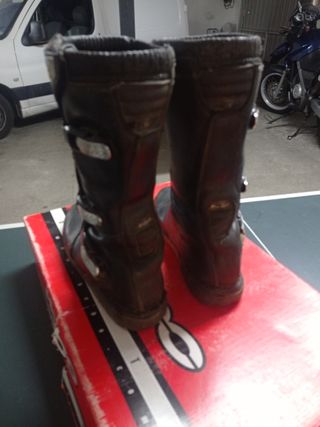 Botas trial hombre hebo