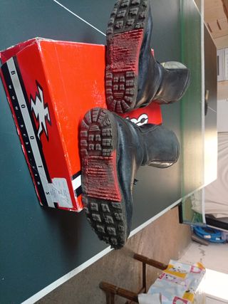 Botas trial hombre hebo