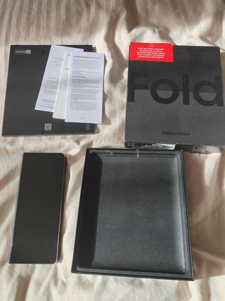 Samsung fold 4 5G 256 gb 12 ram