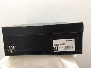 BOTA DE SEGURIDAD GORE TEX . Marca FAL
