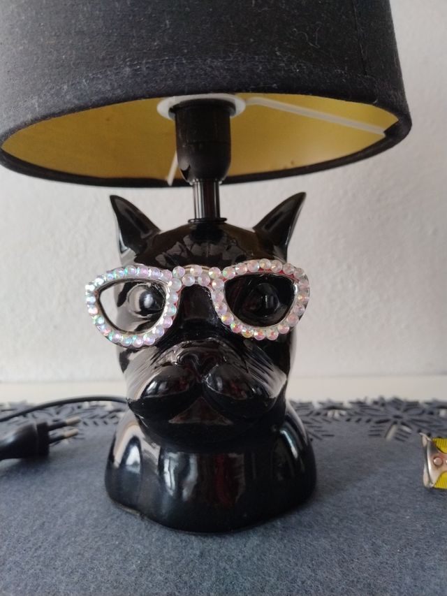 Lámpara perro