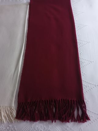 Bufandas de distintos colores