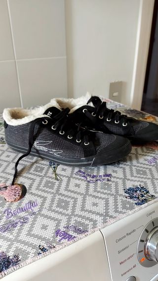 Scarpe Lacoste nere