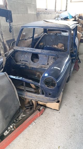 Carrocería mini clasico !!sin documentación!!