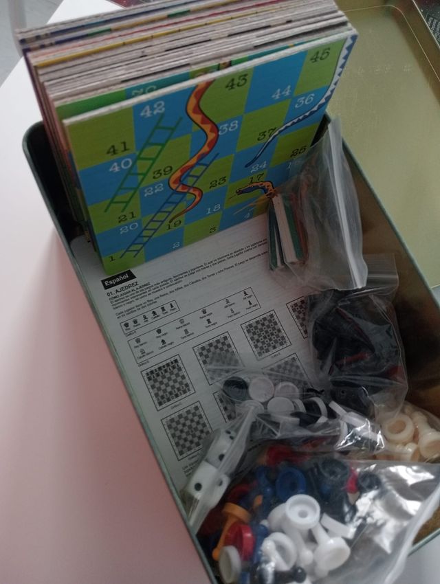 100 Juegos Clásicos de Mesa