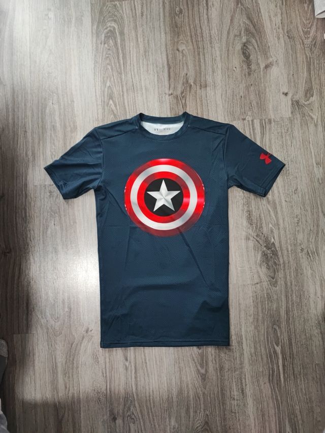 Camiseta hombre colaboración UnderA Marv