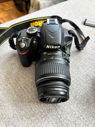 Camara de fotos nikon reflex d3200