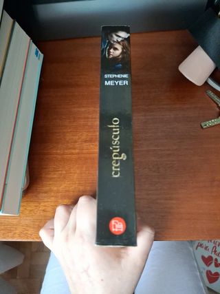 Crepúsculo (Bolsillo) (Spanish Edition)
