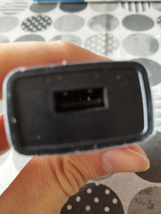 Enchufe adaptador USB cargador móvil