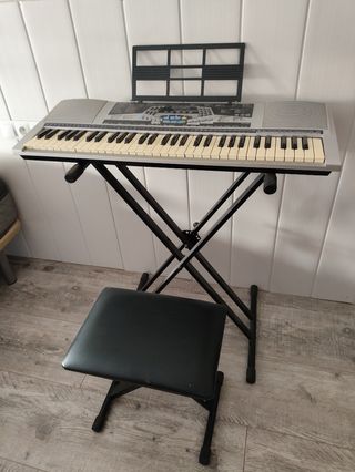 Teclado / organo electrónico 