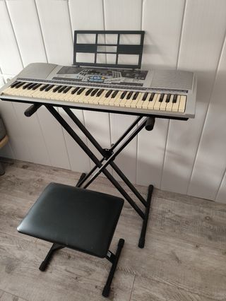 Teclado / organo electrónico 