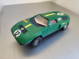 Mercedes Wankel verde