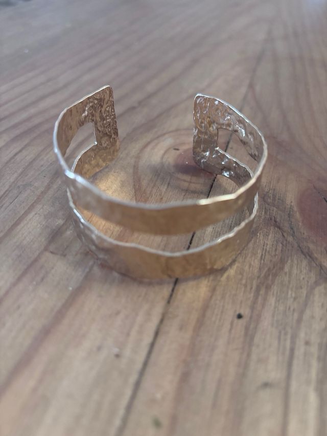Brazalete dorado