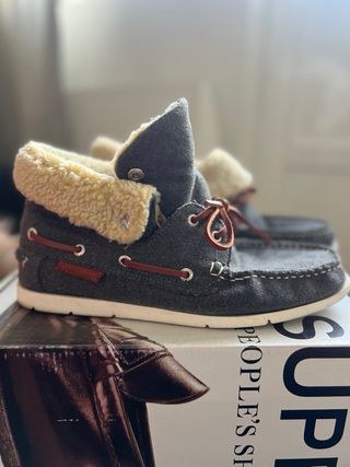 Nauticos SUPERGA invierno. Talla 42