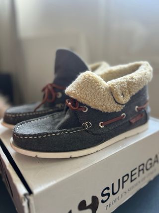 Nauticos SUPERGA invierno. Talla 42