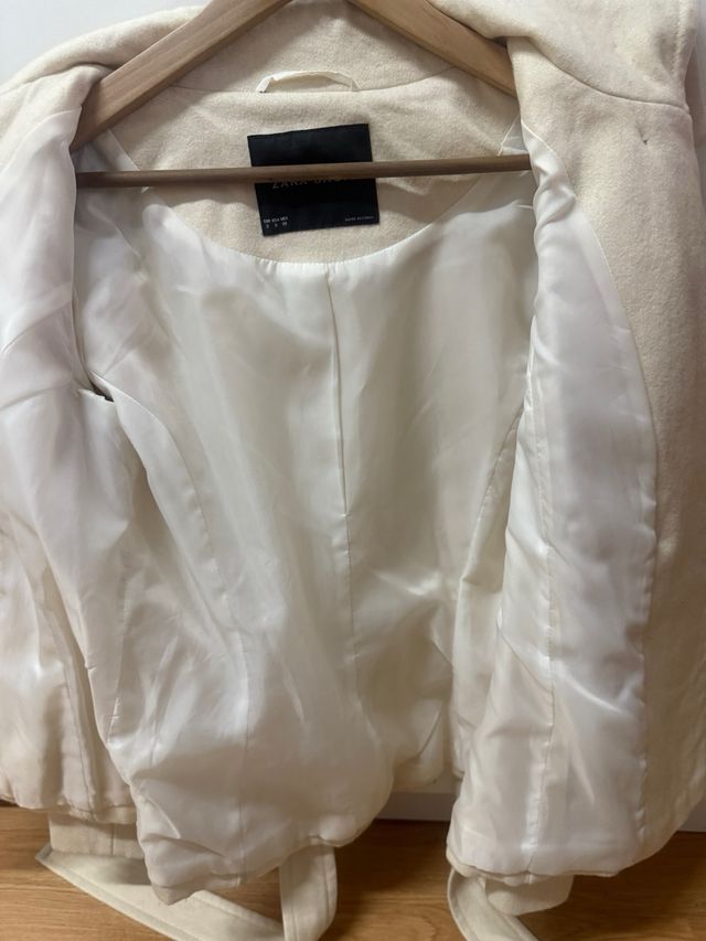 Abrigo zara