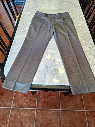 (7) Traje hombre gris