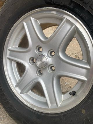 LLANTAS JEEP CHEROKEE ORIGINALES
