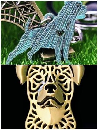 Lotes de broches, llaveros y colgantes perros