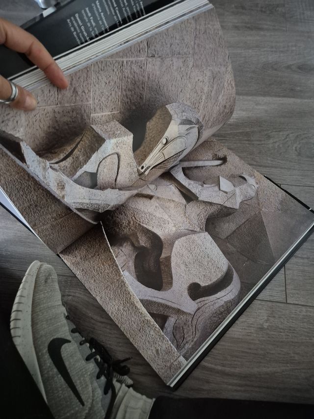 La Sagrada Familia de Gaudí. El temple expiatori des dels seus orígens fins a av