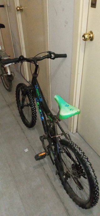 Bicicletas y patinetes (solo entrega en mano)