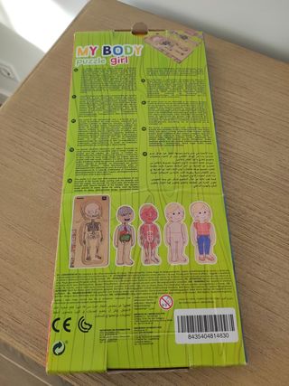Puzzle madera cuerpo humano niña