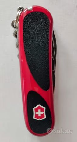 Victorinox Evo Grip 14 con fodero in nylon