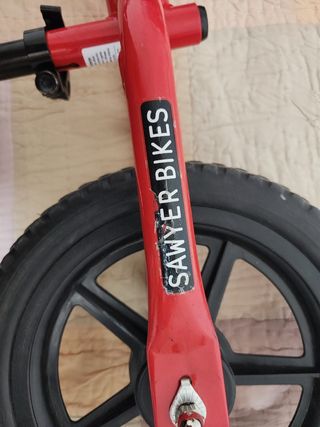 Bicicleta sin pedales Sawyer