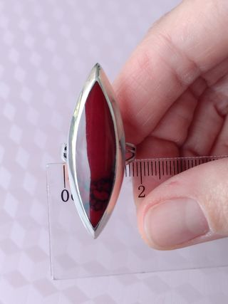 Anillo lanzadera plata y coral rojo 