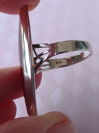 Anillo lanzadera plata y coral rojo 