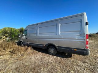 Iveco Daily 2.3 htp año 2011