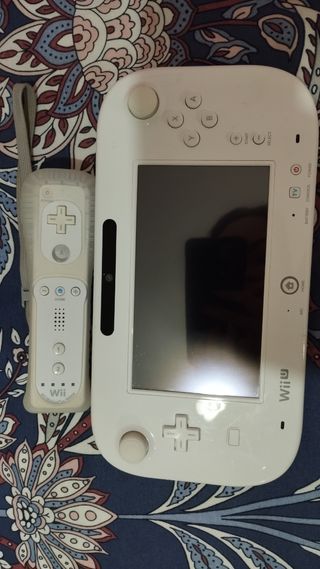 Wii U caja original + juegos + mando wii