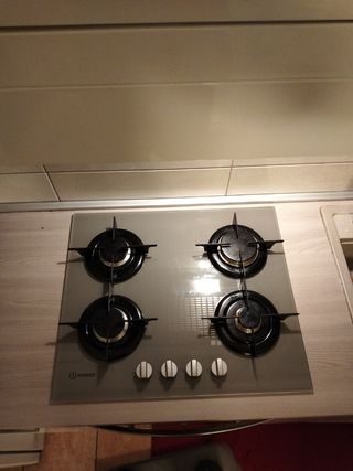 Piano cottura in vetro 4 fuochi a gas