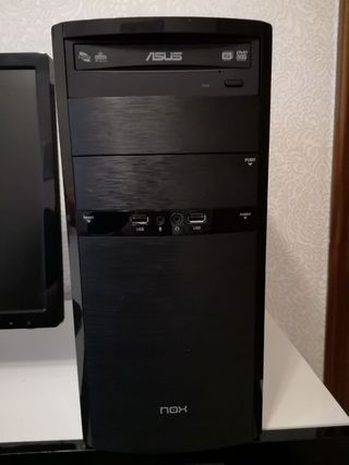 Ordenador clonico con pantalla