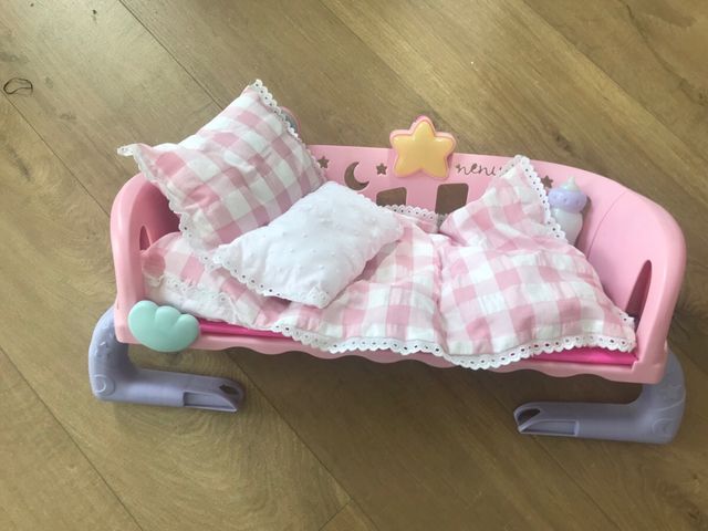 Nenuco cunita duerme conmigo