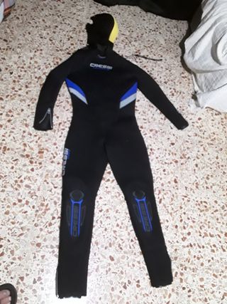 Traje de buceo neutrino