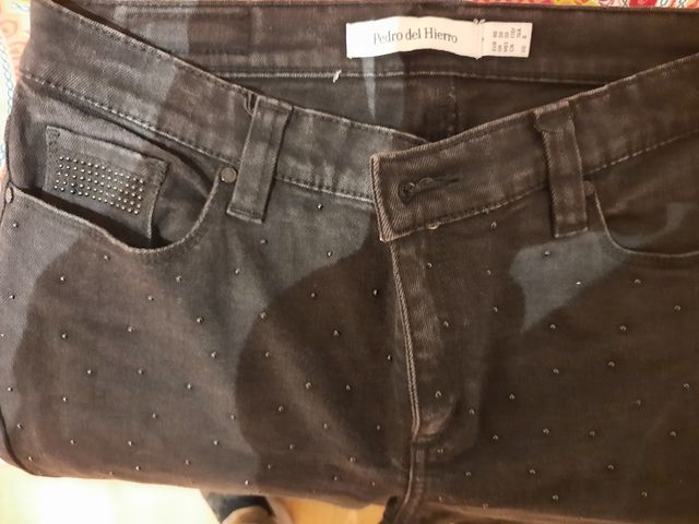 Pantalon vaquero negro Pedro del Hierro