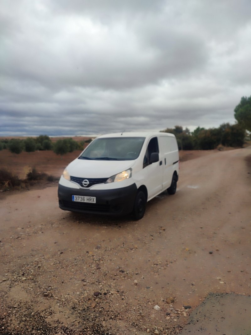 Nissan NV200 2013 - foto 1