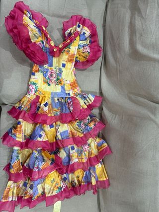Vestido de flamenca para niña