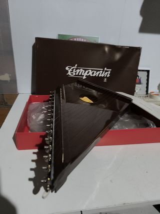 Bonito Instrumento antiguo