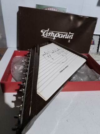 Bonito Instrumento antiguo